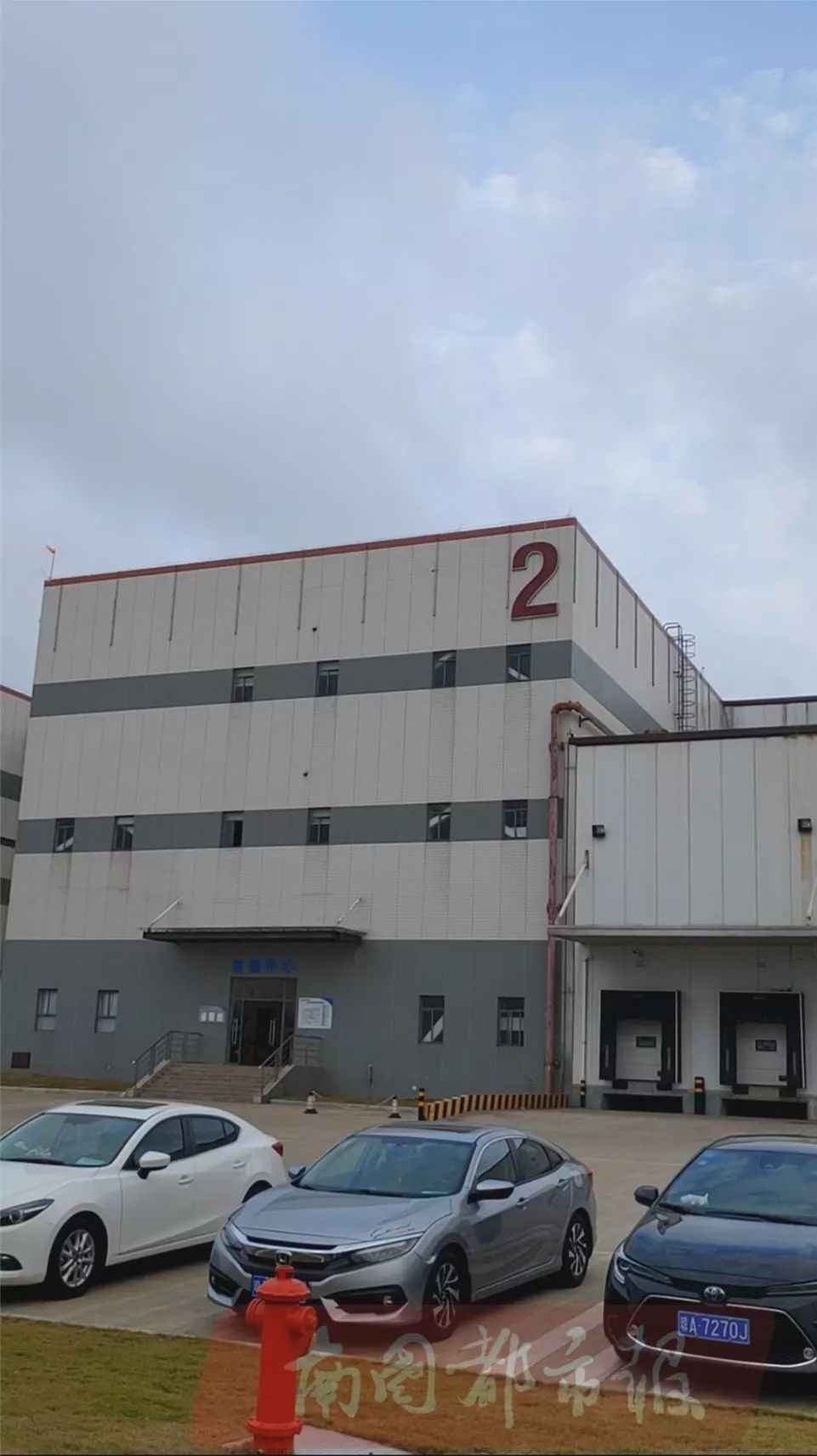 ���غ������ⴢ���⣺��������18�� ���ܸ�21��